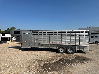 Used 2020 Titan Trailer 24' Combo