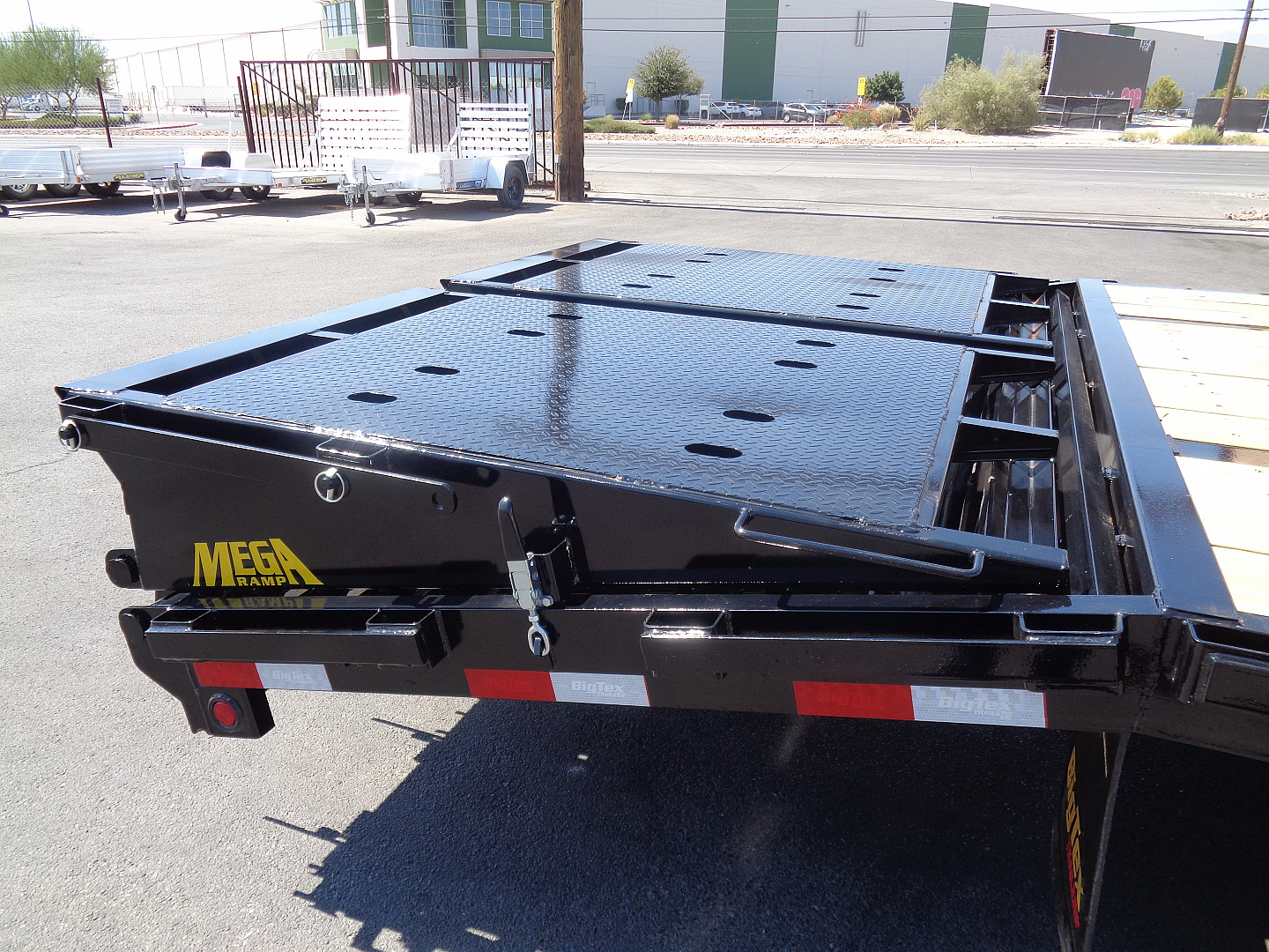 New 2026 Big Tex Trailer * 22GN-30D5A * 30ft Tandem Dual Wheel Gooseneck Trailer W/ Mega Ramps