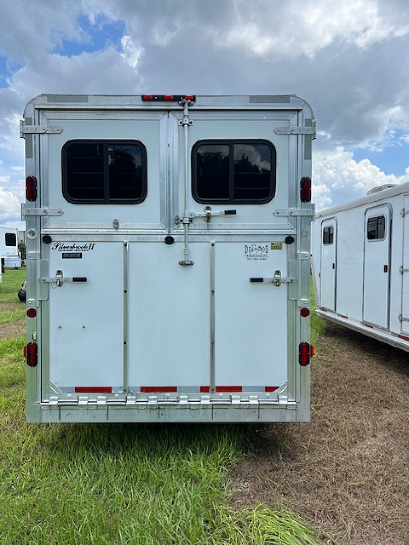 Used 2008 Collin Arndt 3 horse gooseneck w/dressing room Horse Trailer