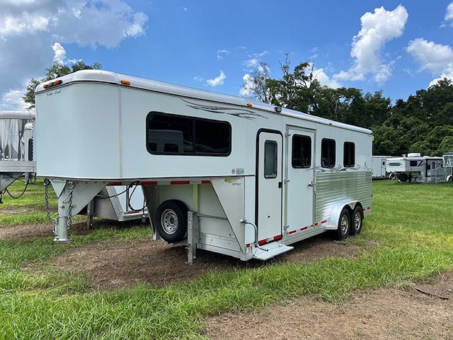 Used 2008 Collin Arndt 3 horse gooseneck w/dressing room Horse Trailer