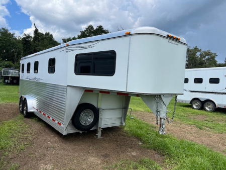 Used 2008 Collin Arndt 3 horse gooseneck w/dressing room Horse Trailer