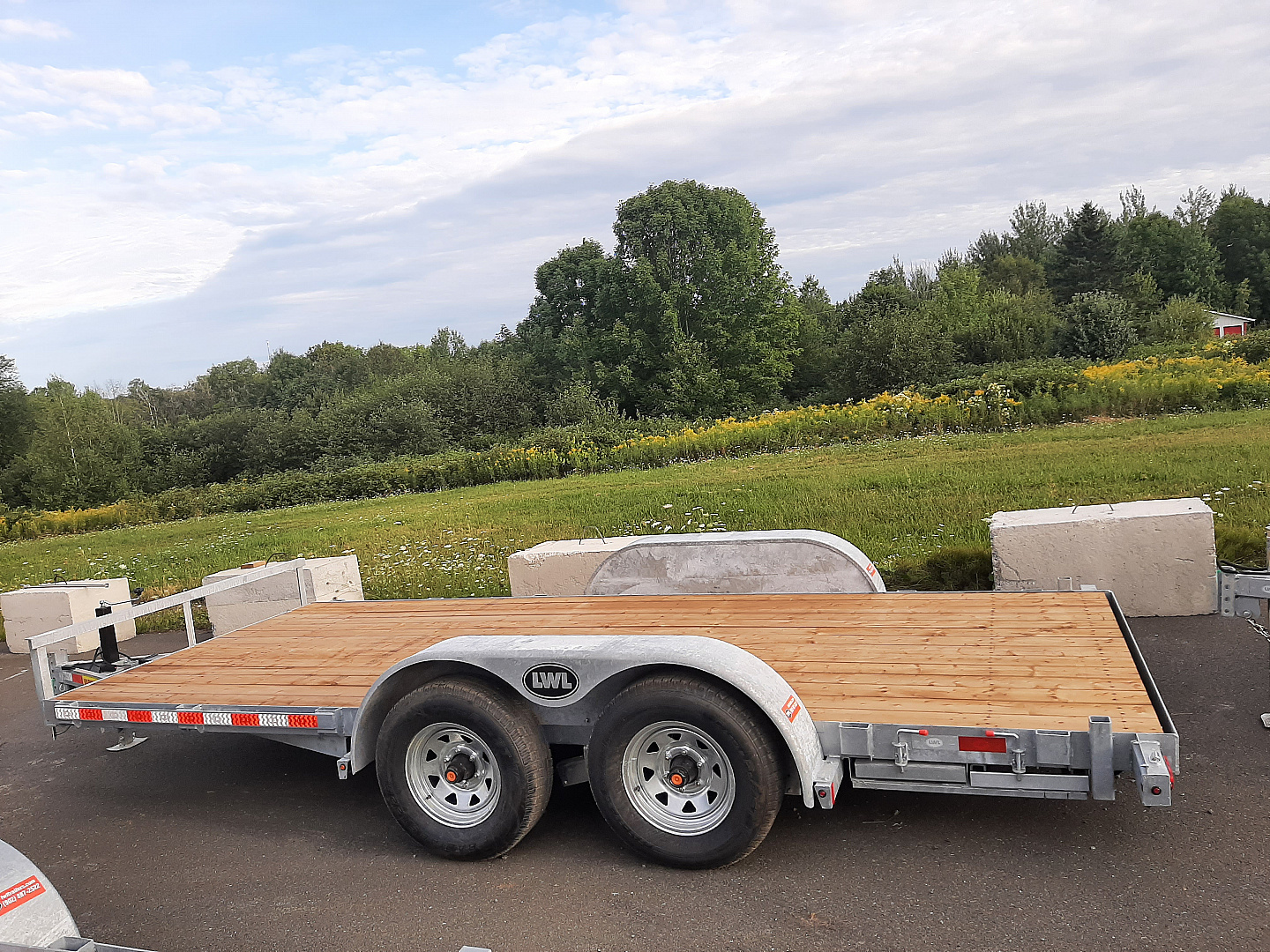 New 2025 LWL Trailers 16' x 81'' Heavy LT Utility Trailer