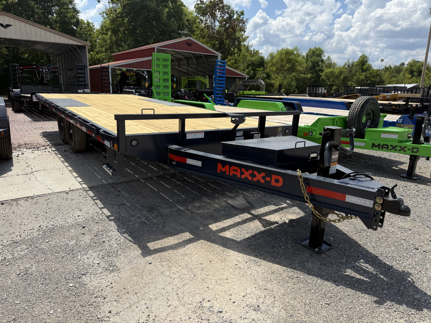 New 2025 MAXX-D DOX 14K 20' Equipment Trailer