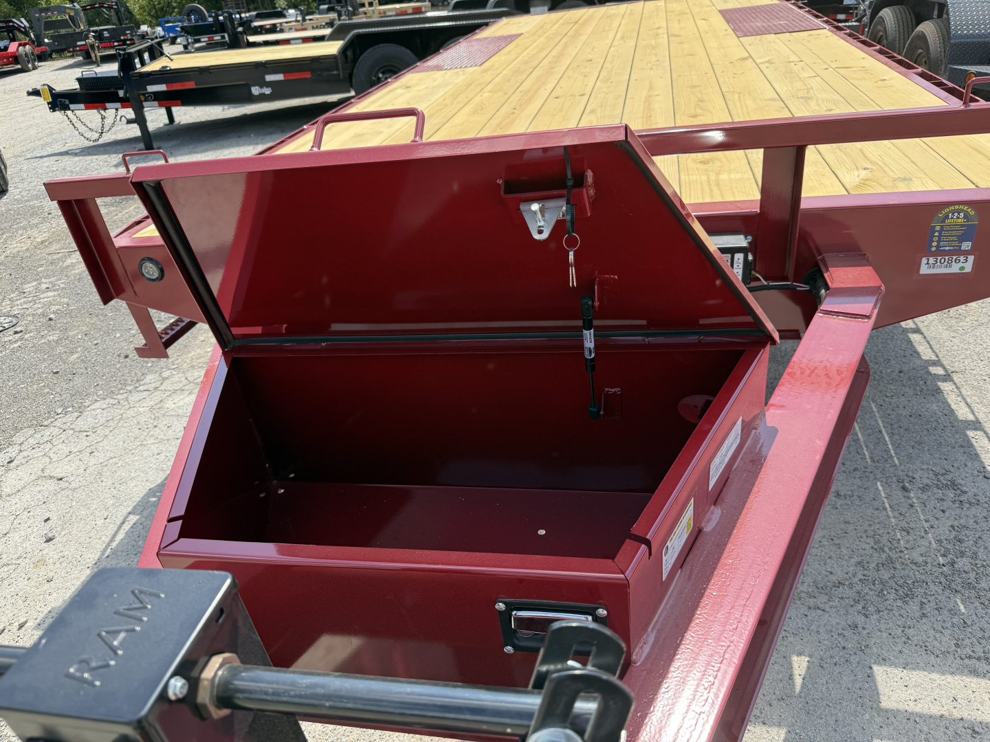 New 2025 MAXX-D DOX 14K 20' Equipment Trailer