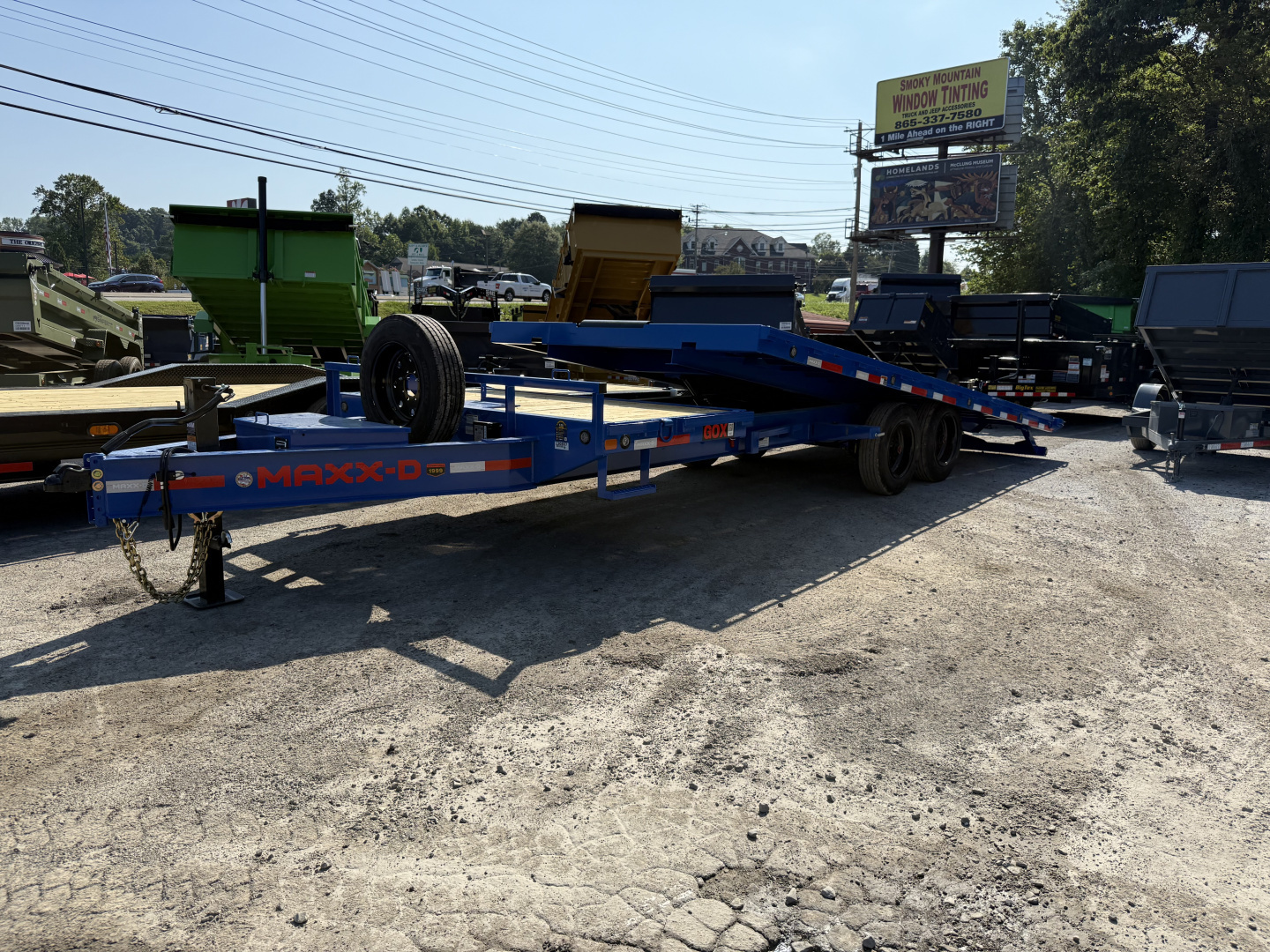 New 2025 MAXX-D GOX 17K TILT 20+4 Equipment Trailer