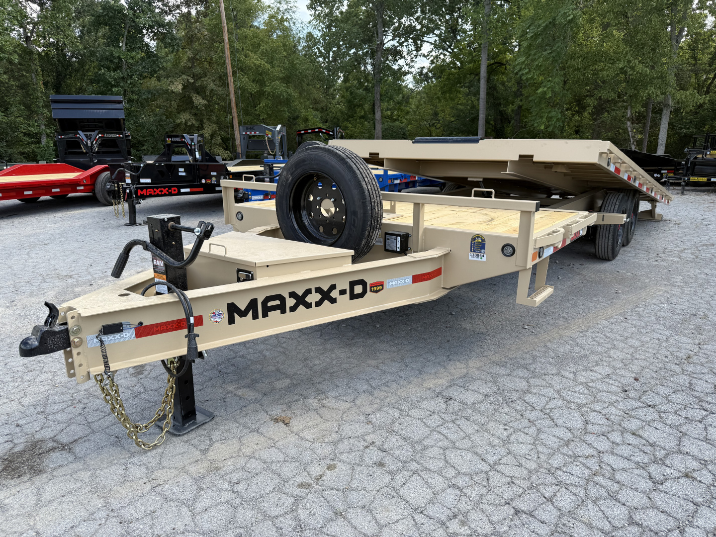New 2025 MAXX-D GOX 17K TILT 20+4 Equipment Trailer