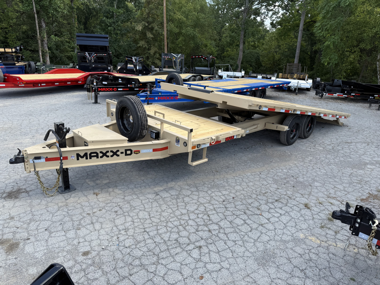 New 2025 MAXX-D GOX 17K TILT 20+4 Equipment Trailer
