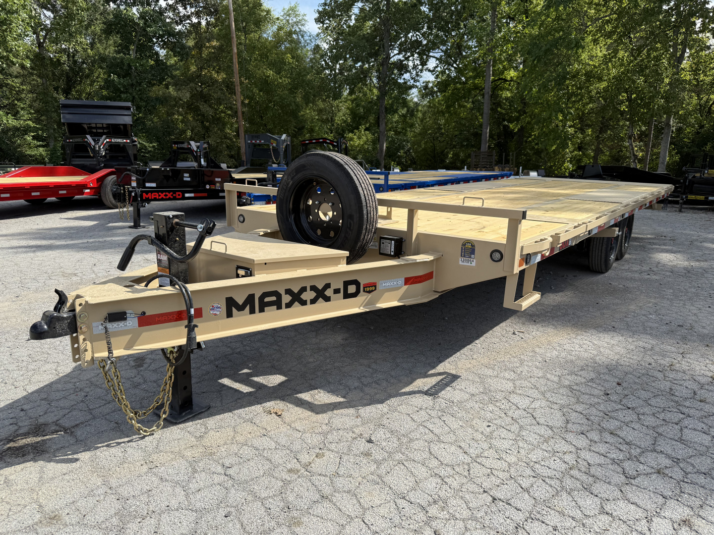 New 2025 MAXX-D GOX 17K TILT 20+4 Equipment Trailer