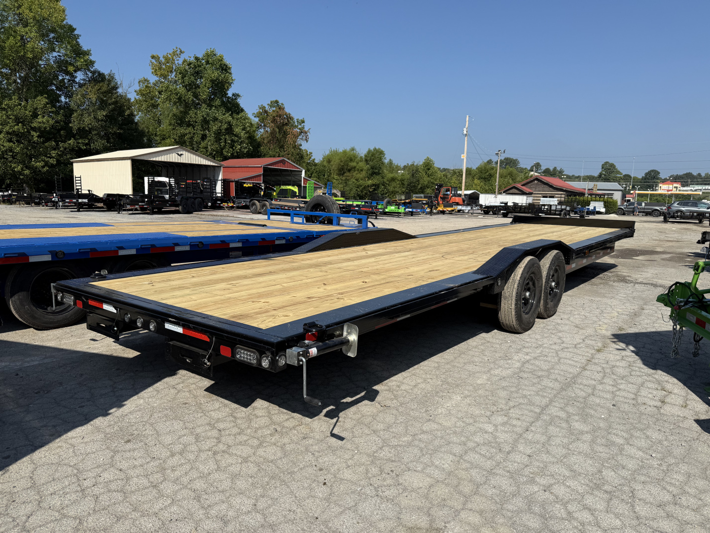 New 2025 MAXX-D H8X 14K 32' BUGGY Equipment Trailer