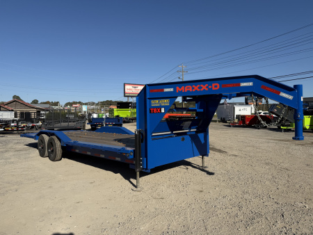 New 2025 MAXX-D T8B 18K GOOSENECK 24' JACKS TORSION DOF S Equipment Trailer