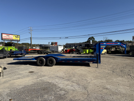 New 2025 MAXX-D T8B 18K GOOSENECK 24' JACKS TORSION DOF S Equipment Trailer