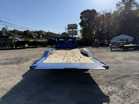 New 2025 MAXX-D T8B 18K GOOSENECK 24' JACKS TORSION DOF S Equipment Trailer