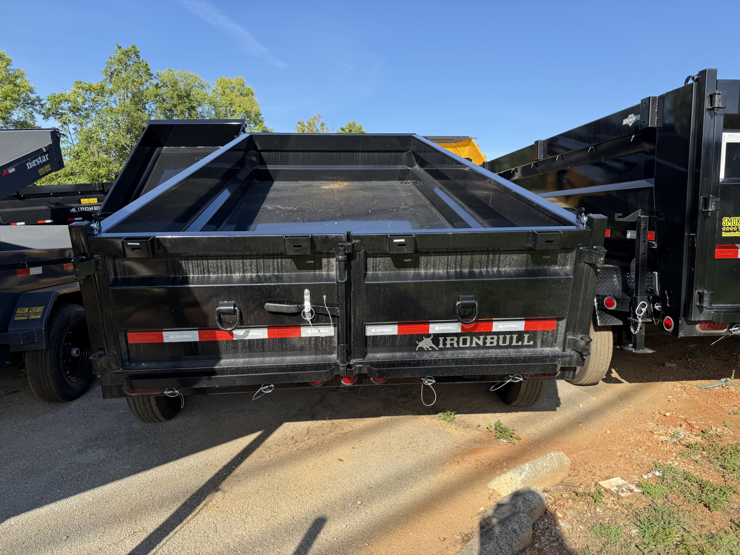 New 2026 Iron Bull DTB 83X16 3 AXLE DUMP Dump Trailer