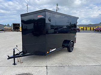 New United 12' UJ V-Nose Enclosed Cargo Trailer