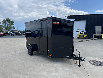 New United 12' UJ V-Nose Enclosed Cargo Trailer