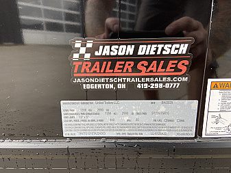 New United 12' UJ V-Nose Enclosed Cargo Trailer