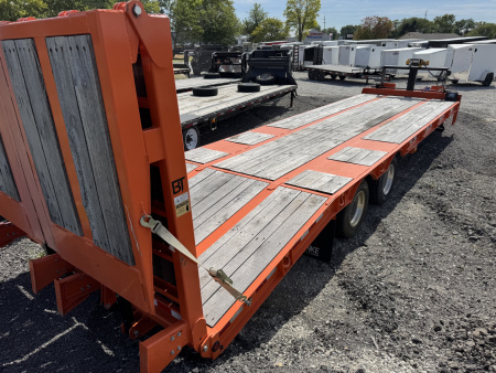Used USED 2024 BEHNKE ENTERPRISES DECKOVER FB8X31SDPT-40L 102X31 TA DUAL (GVW:40000)