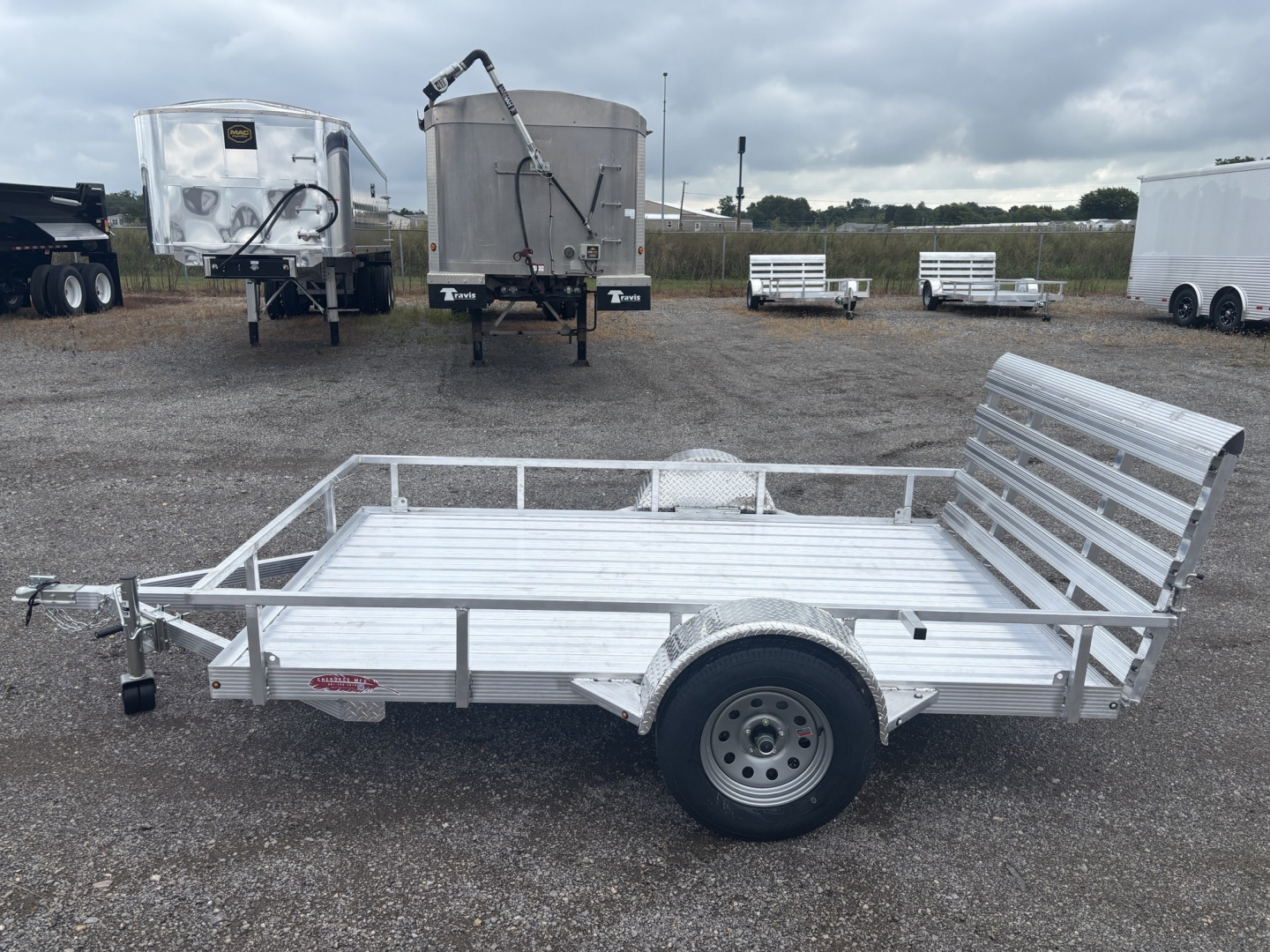 New 2025 Cherokee 10' LP76x10-35 Utility Trailer