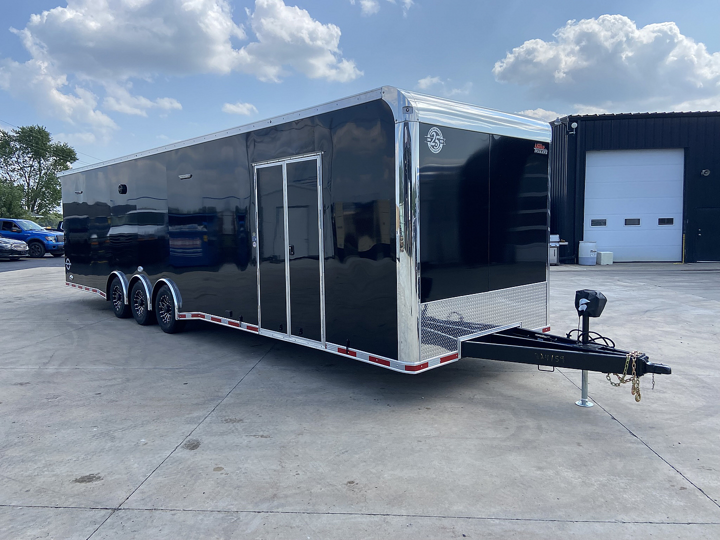New UNITED 25TH ANIVERSARY 34' PREMIER RACE TRAILER