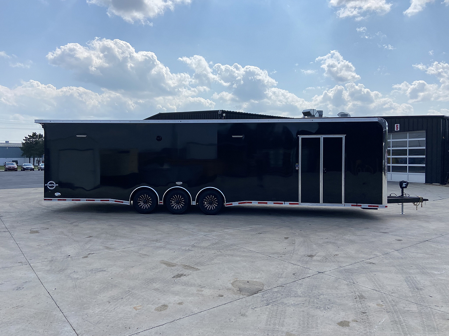 New UNITED 25TH ANIVERSARY 34' PREMIER RACE TRAILER