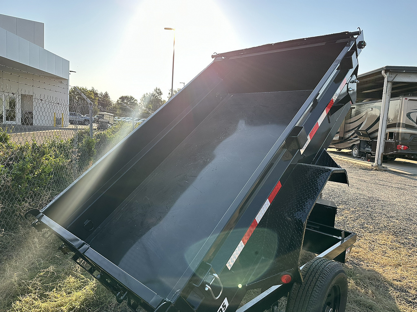 New PJ Trailers D5081 Dump Trailer