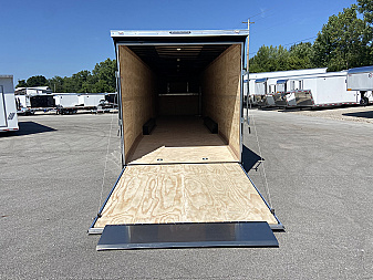 New United UXGN 46' Enclosed Trailer