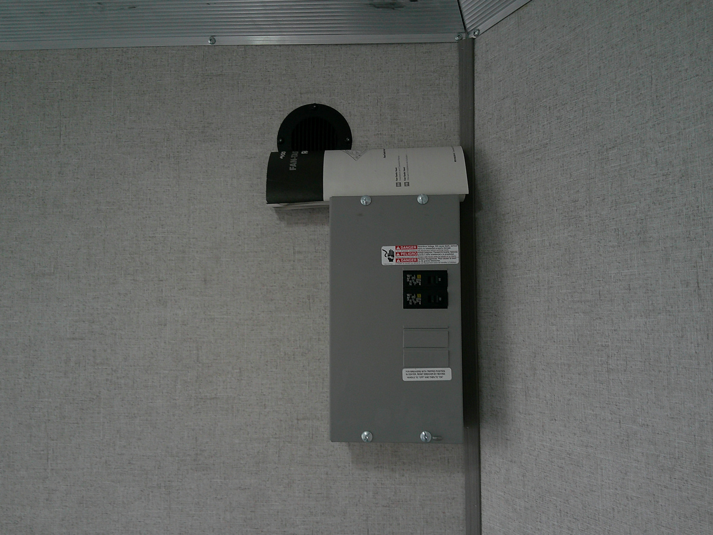 Used 2025 ALCOM 7x16 Aluminum 7K Cargo / Enclosed Trailer