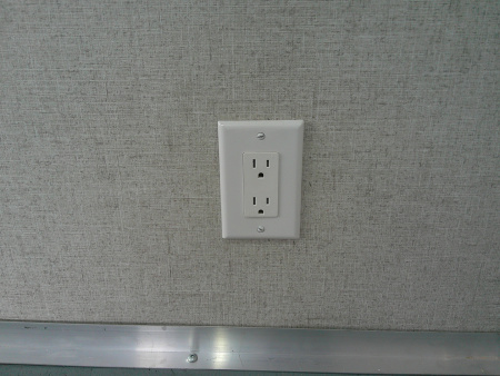 Used 2025 ALCOM 7x16 Aluminum 7K Cargo / Enclosed Trailer