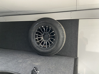 New United USHGN 48' Enclosed Trailer
