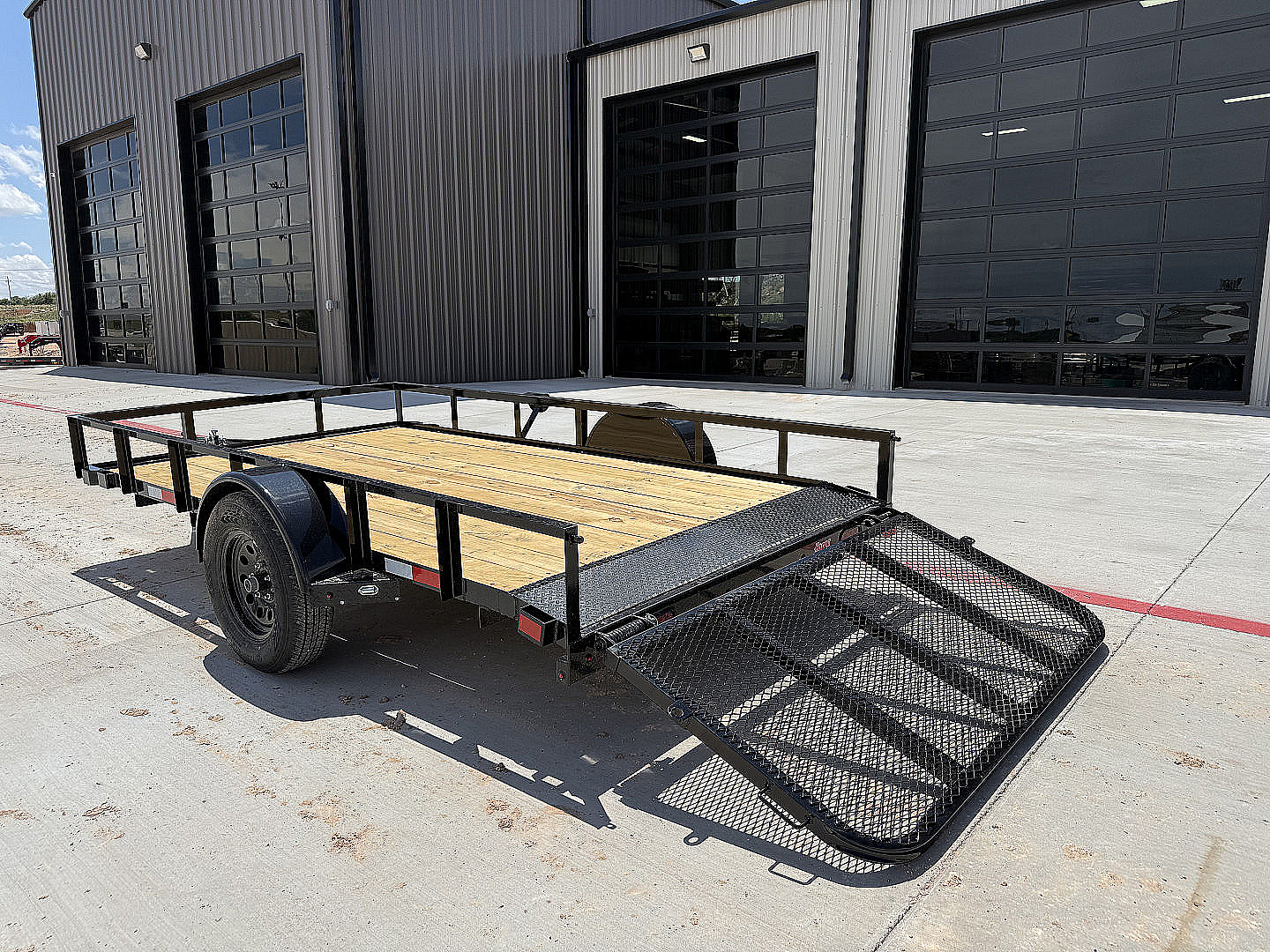 New 2026 X-On 77"x12' Single Axle Utility Trailer - U2
