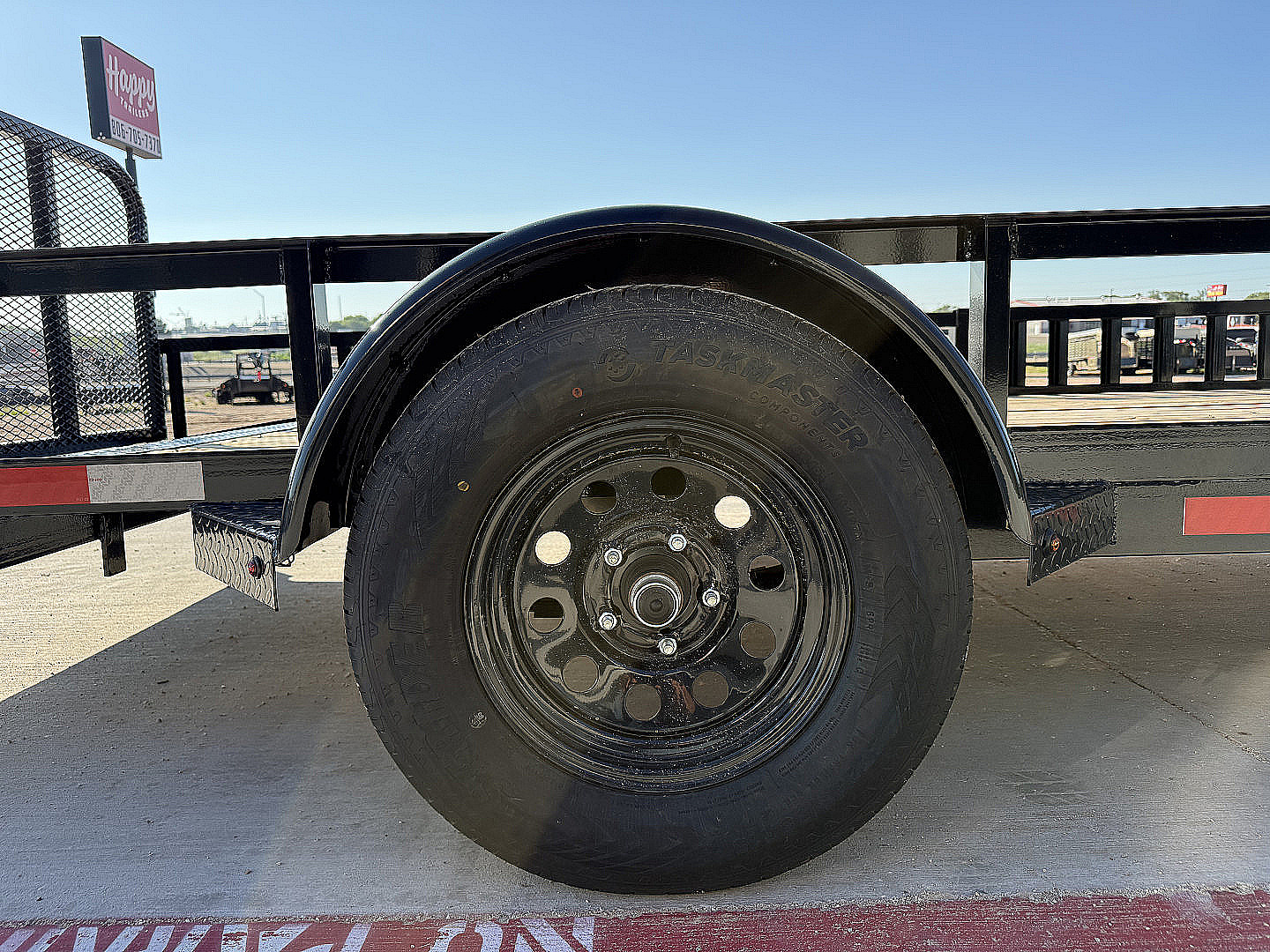 New 2026 X-On 77"x14' Single Axle Utility Trailer - U2