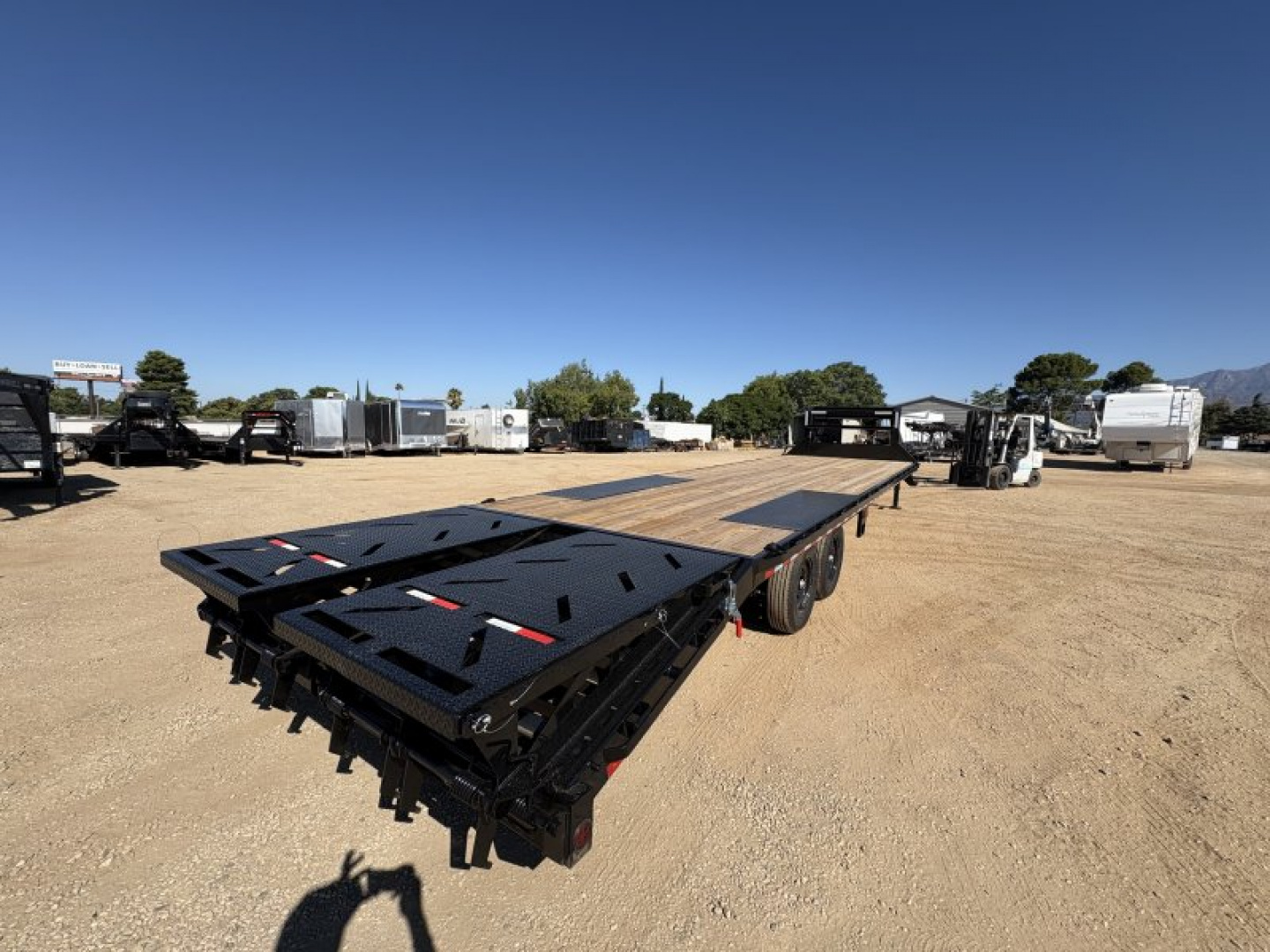 New 2026 Iron Bull FDG Flatbed Trailer