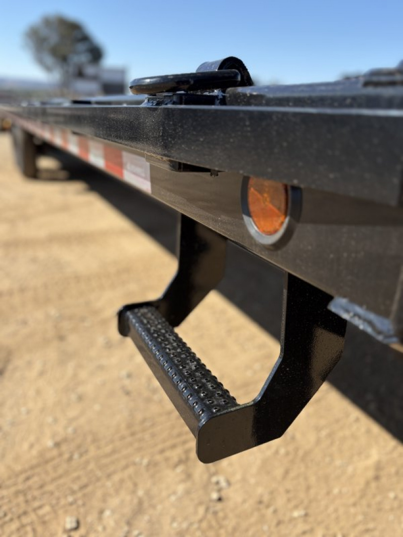 New 2026 Iron Bull FDG Flatbed Trailer