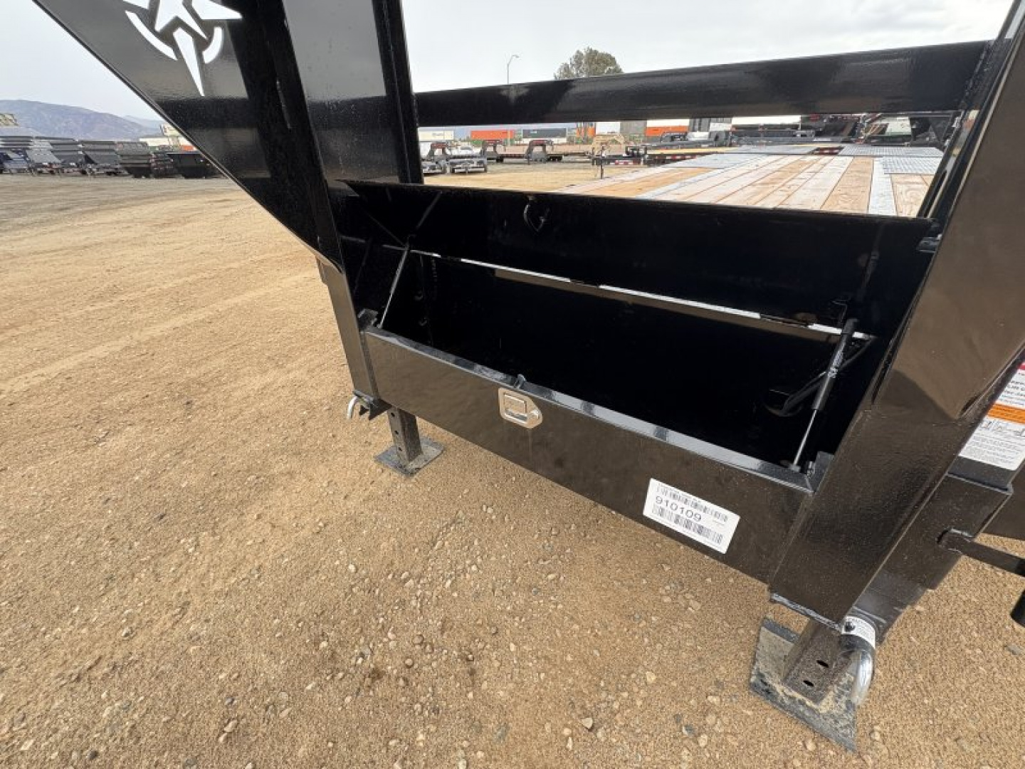 New 2026 Norstar FXG Flatbed Trailer