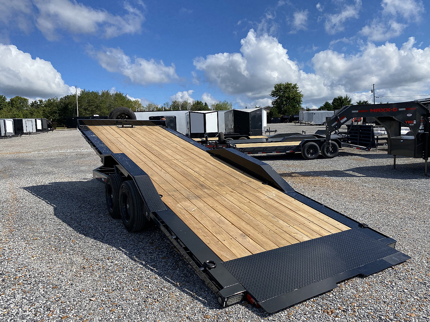 New 2026 MAXXD 102" X 24' 17.5K Power Tilt Trailer