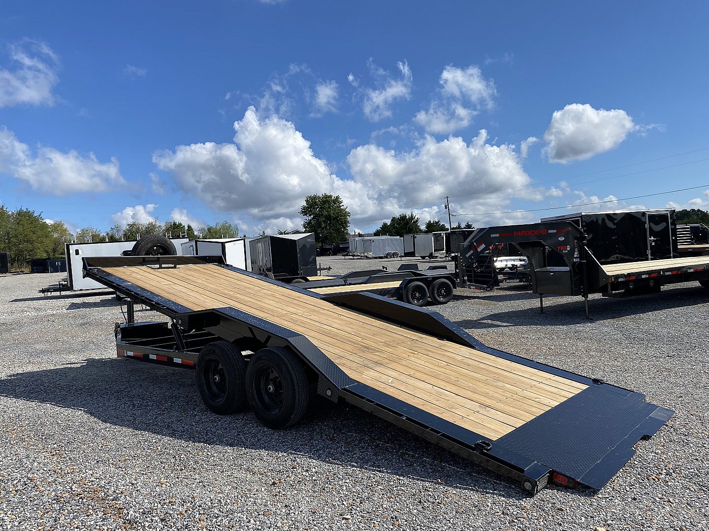New 2026 MAXXD 102" X 24' 17.5K Power Tilt Trailer