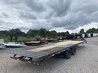 New 2026 MAXXD 102"X36' 40K *ENGINEERED FRAME* HYD DOVE Gooseneck Flatbed Trailer