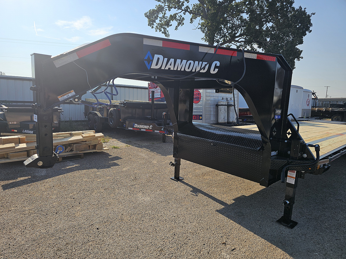 New 2026 Diamond C Trailers FMAX208 102X30MR Gooseneck Bodies