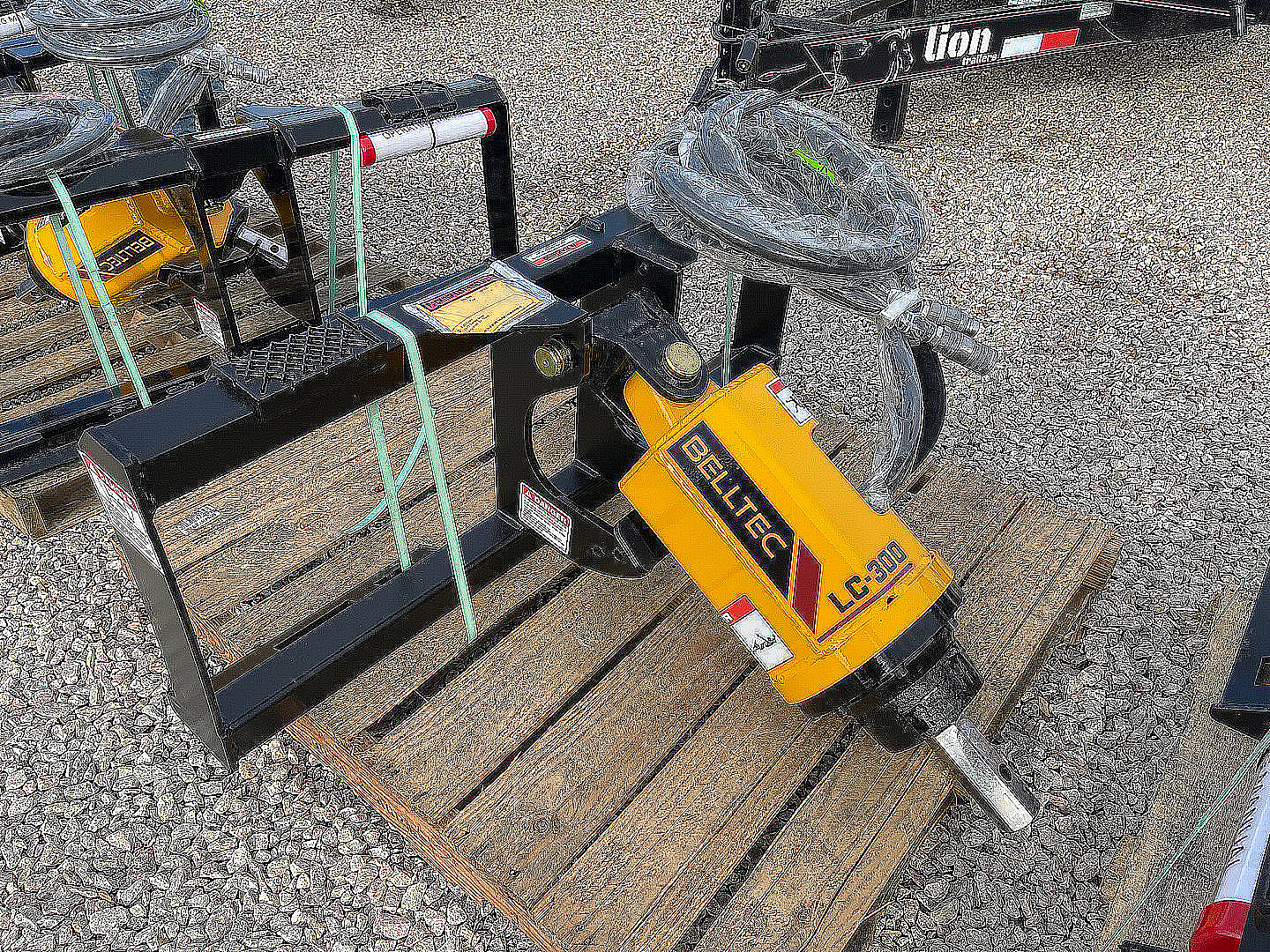 New 2025 Golden Arm- 83" x 20' - LowBoy Equipment Trailer