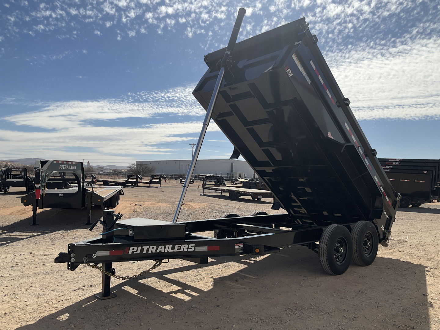 New 2026 PJ 83"x14' BP Tandem Axle Low Pro Telescopic Dump w/ 36" Sides – DT