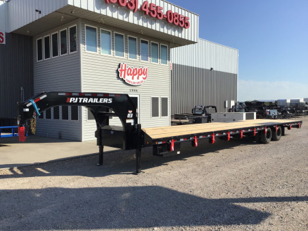 2026 PJ 102"x40' GN Low-Pro Flatbed w/ Duals - LD