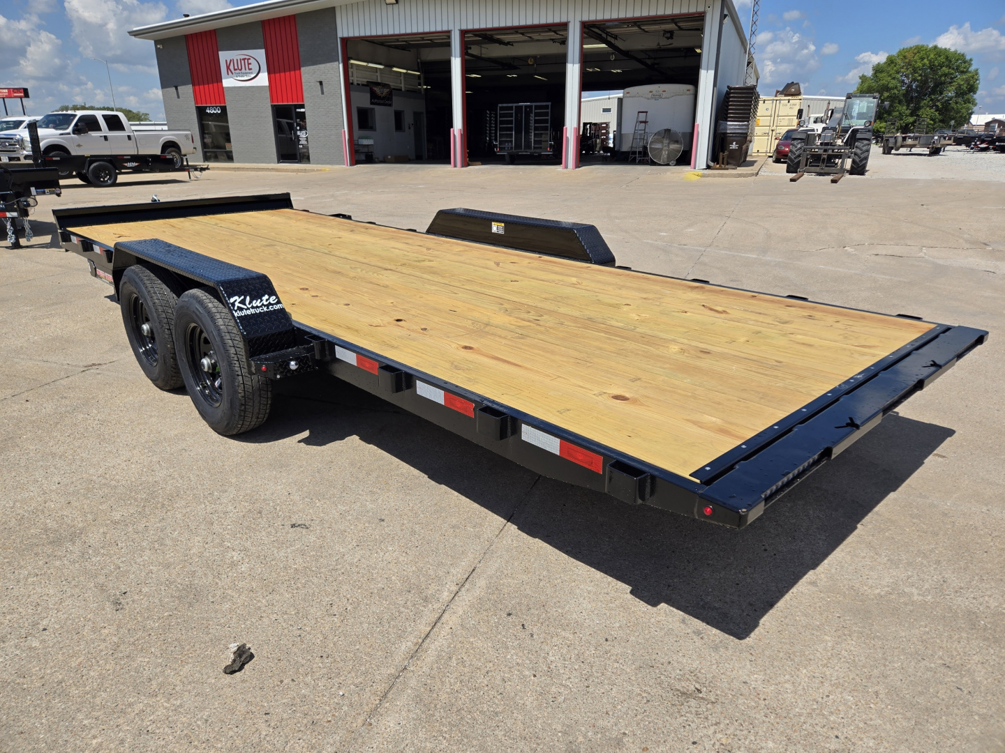 New 2026 H&H Trailers 82x20 Manual Tilt Speed Loader 10K Equipment Trailer