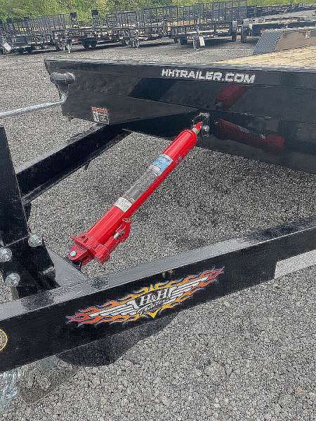 New 2025 H&H Trailers H8218MX-100 Car Hauler