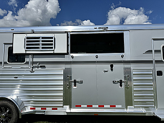 New 2026 4-Star Trailers 2+1 GN Horse Trailer