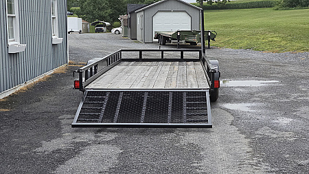 Used Carry-On Utility Trailer / 7000 GVWR / 81.5"x20'