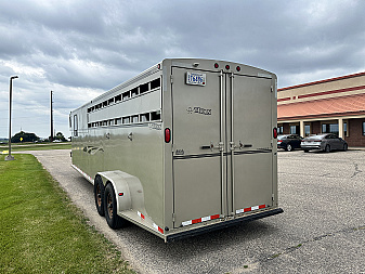 Used 2002 Titan Trailer 28' GN Stock / Stock Combo Trailer