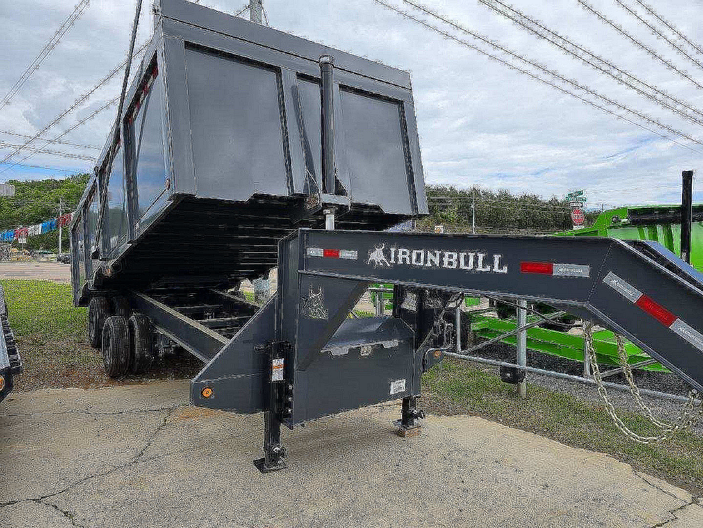 New 2026 Iron Bull DMG 20' 10K HYD JACK GN DUMP Dump Trailer