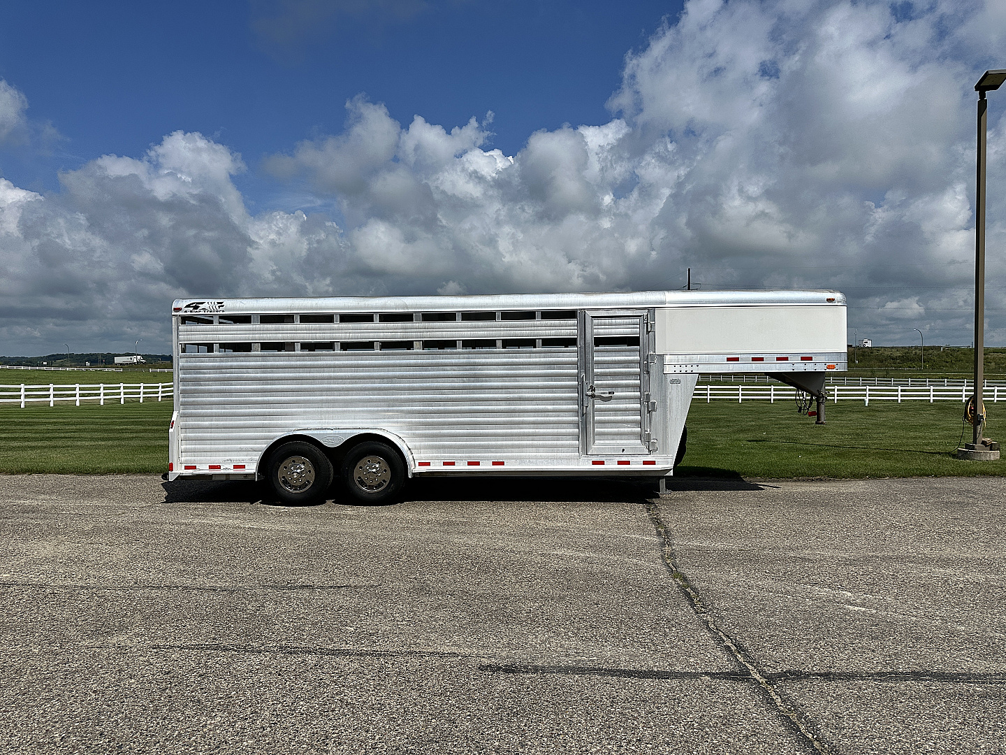 Used 2014 4-Star Trailers 20' GN Stock / Stock Combo Trailer