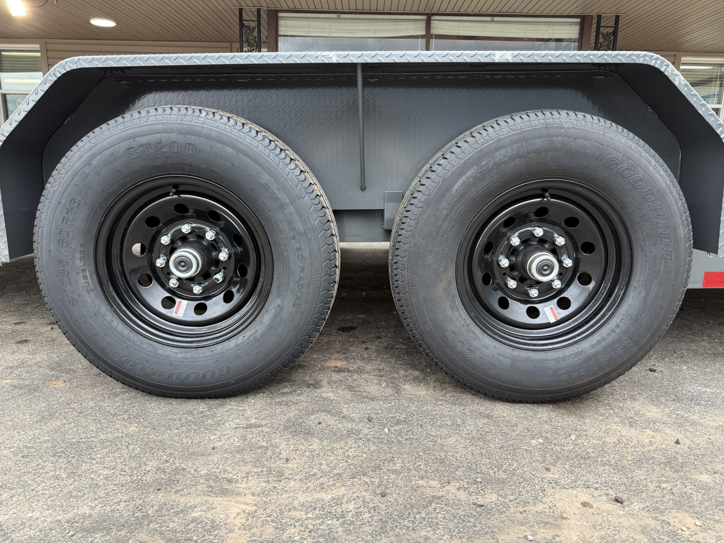 New 2026 PJ 83"x20' Equipment Tilt Trailer – T6