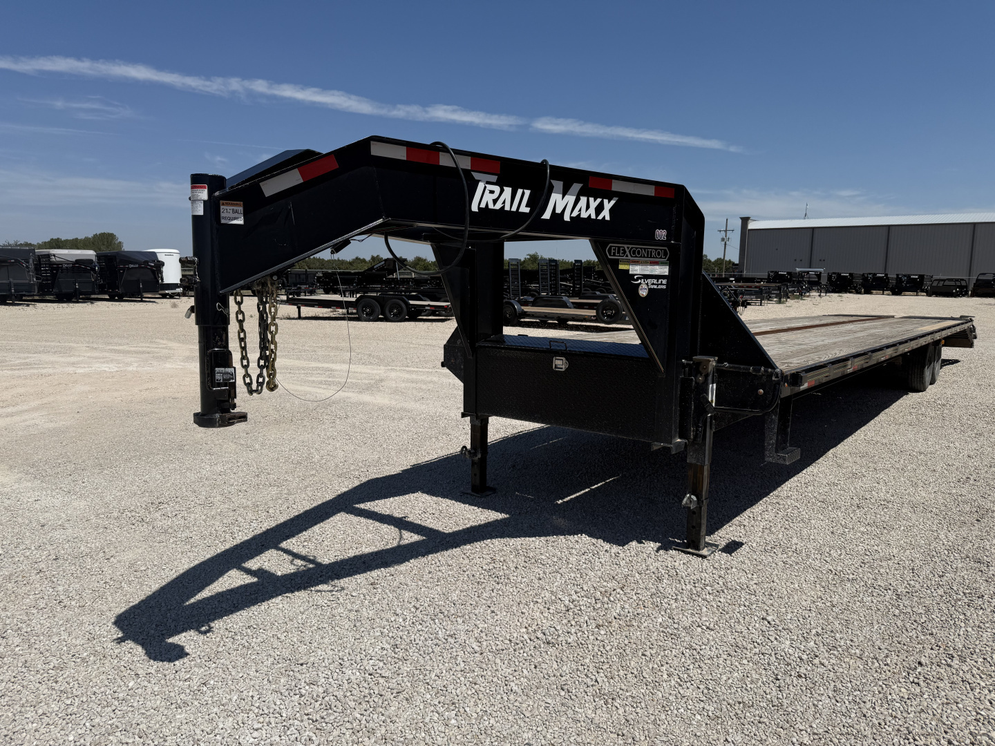 Used 2023 Trail Maxx MAX27-40 Deckover Trailer